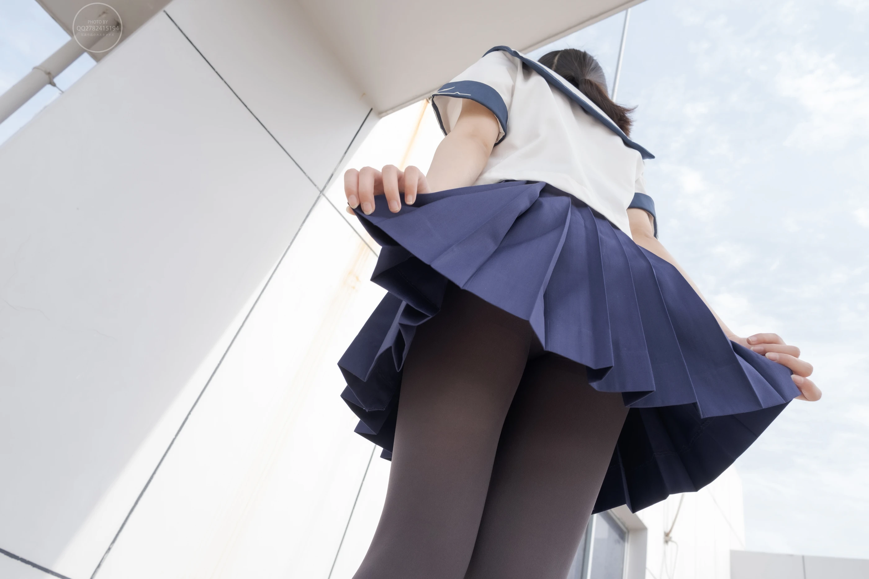 森萝财团 有料 NO.039 小香 天台上的JK灰丝美少女 [90P]插图4
